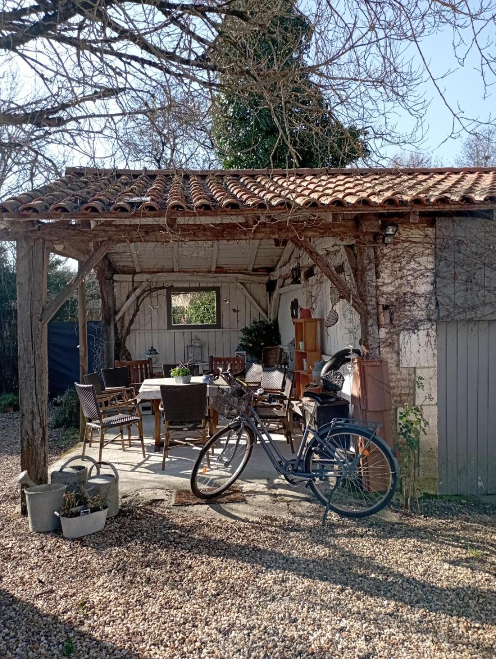 Au Cœur de Ménestérol Chambre Émotion Montpon-Menesterol Esterno foto